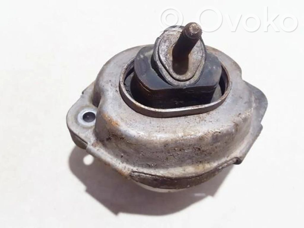 Engine mount bracket   675844402,675844402,675844402,675844402
