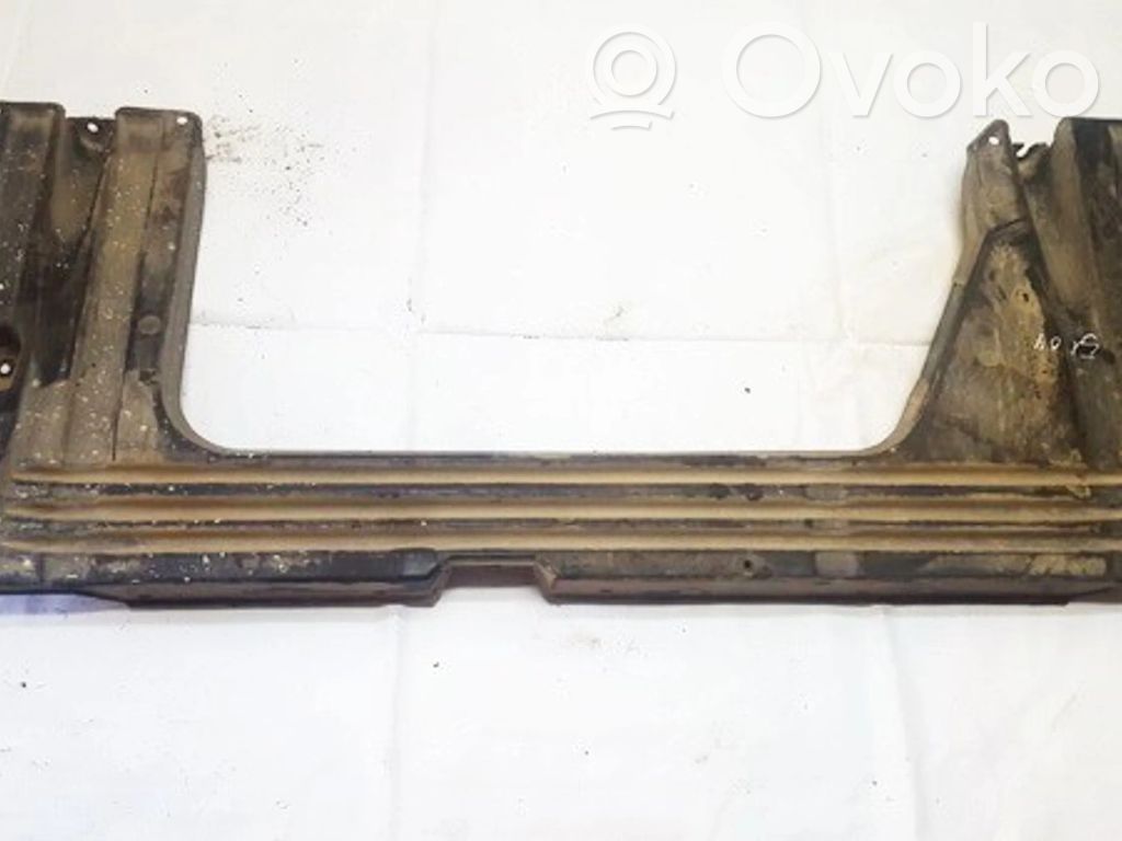 Audi A4 S4 B5 8D Placa protectora/protector antisalpicaduras motor 