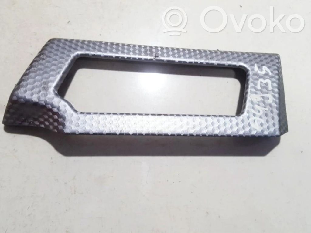 BMW 5 E60 E61 Otros repuestos del interior 