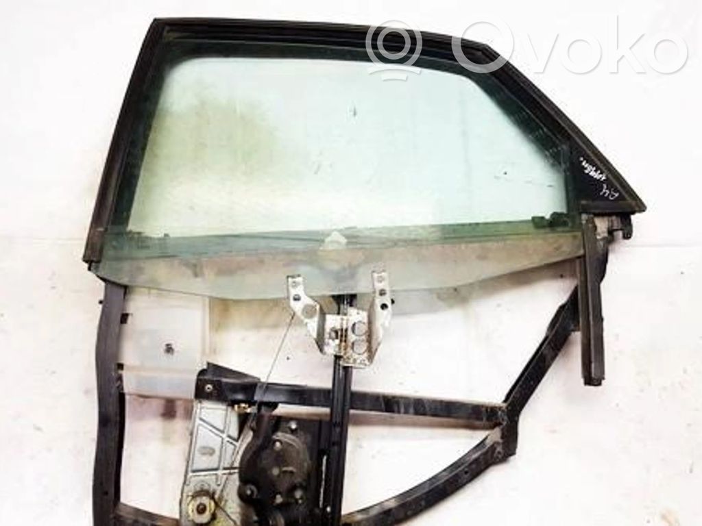 Audi A4 S4 B5 8D Cornice del finestrino/vetro della portiera posteriore
