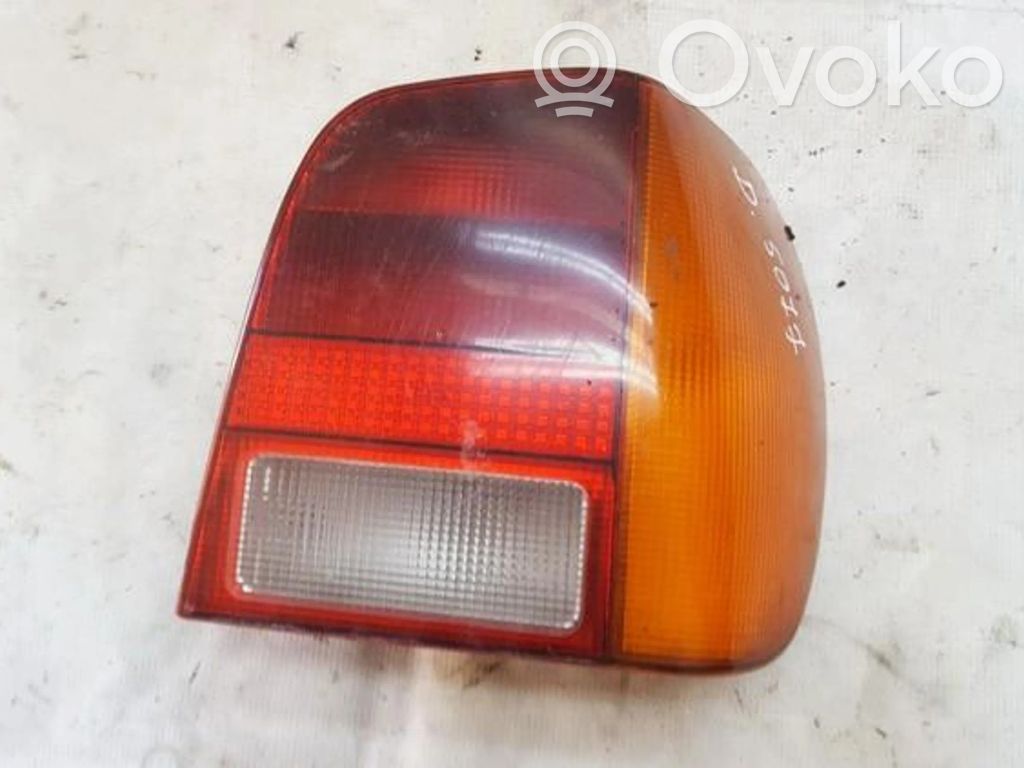 Volkswagen Polo III 6N 6N2 6NF Lampă spate în caroserie 