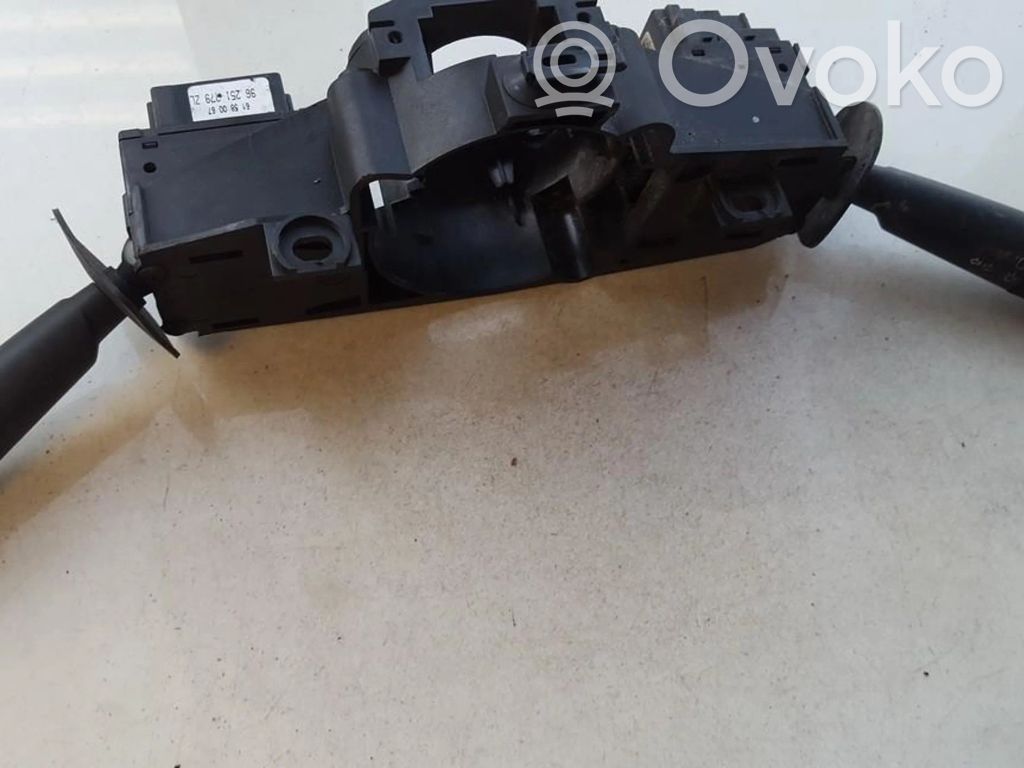 Peugeot 406 Leva/interruttore dell’indicatore di direzione e tergicristallo