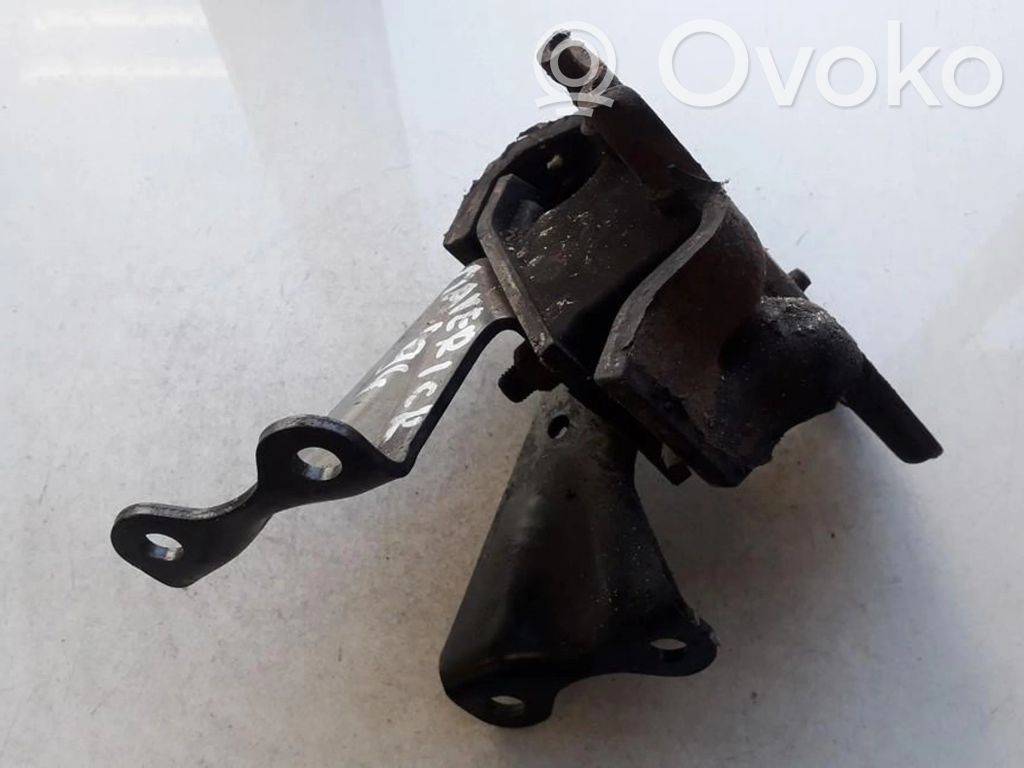 Nissan Terrano Engine mount bracket 