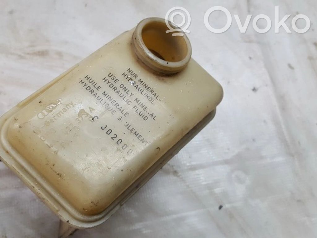 Audi 100 S4 C4 Serbatoio/vaschetta del liquido del servosterzo