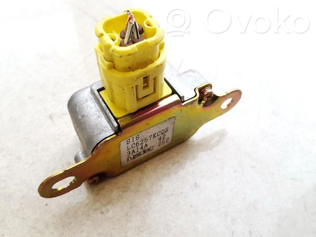 Sensor impacto/accidente para activar Airbag   LC6257KC0B,LC6257KC0B