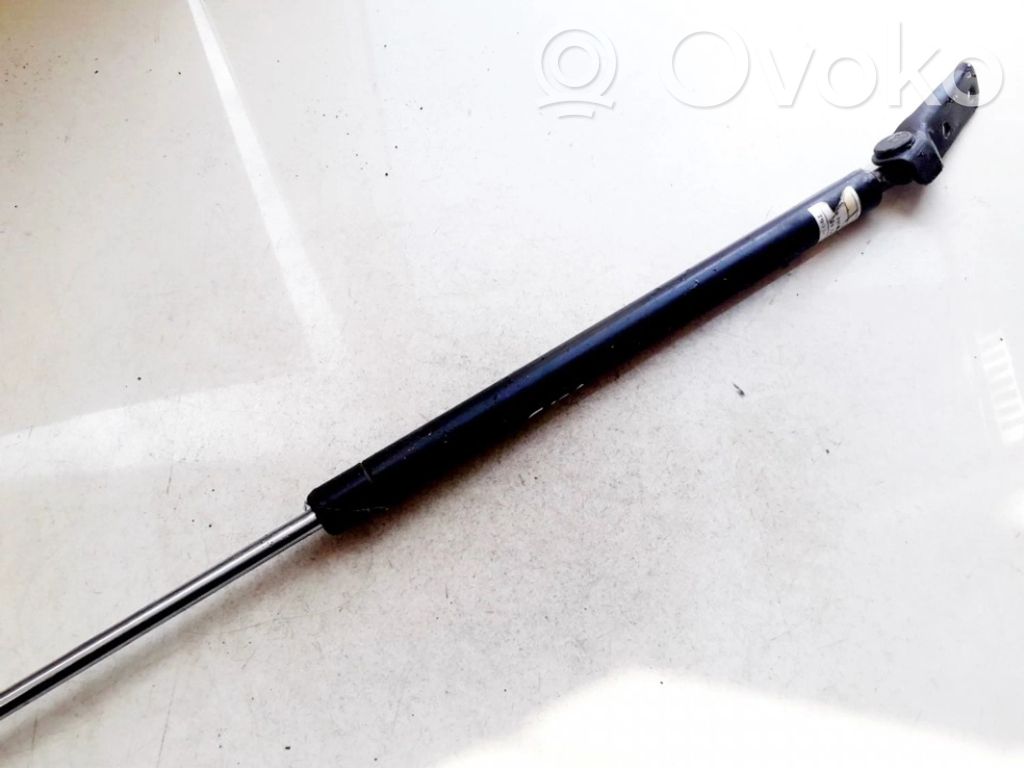Volkswagen PASSAT B4 Vérin de capot arrière 