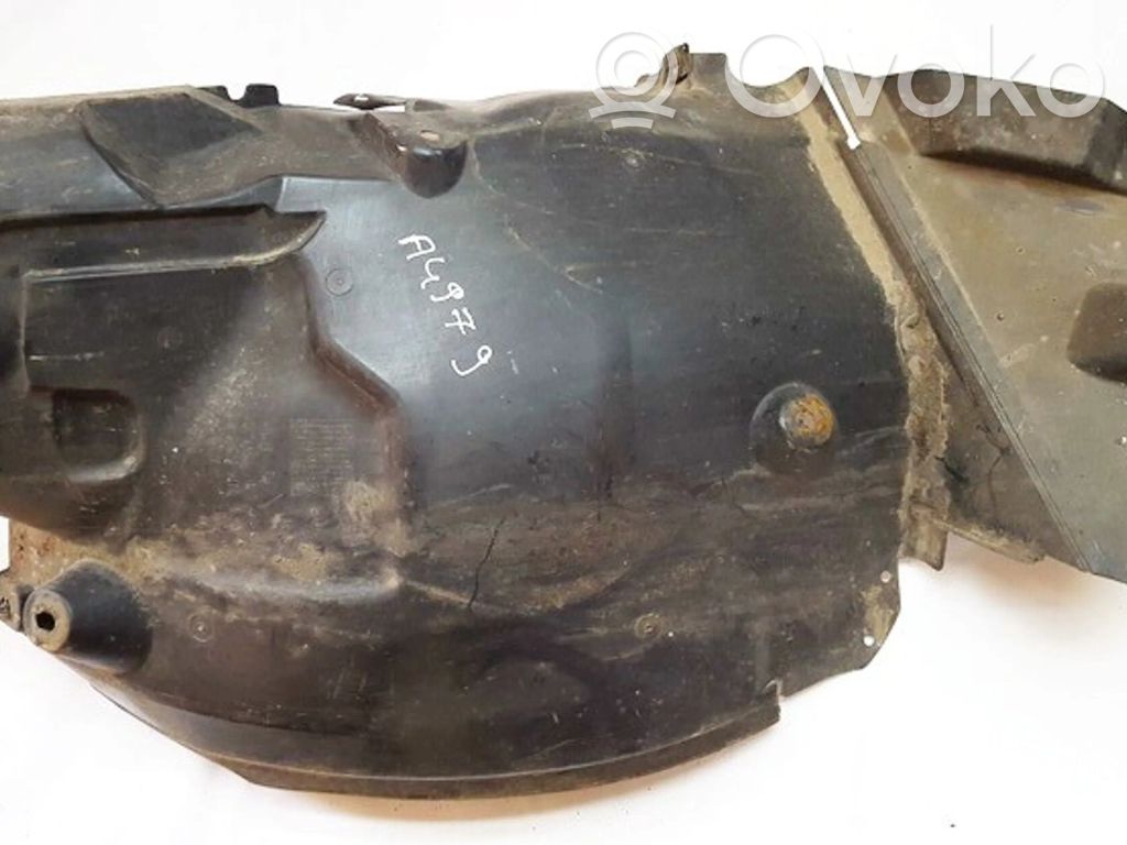 Mercedes-Benz C AMG W204 Apărători interioare aripă roată față 