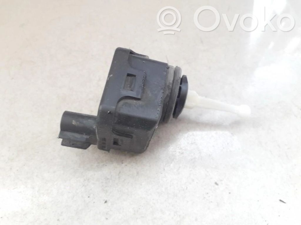 Volvo S40, V40 Motor reglare nivel far 