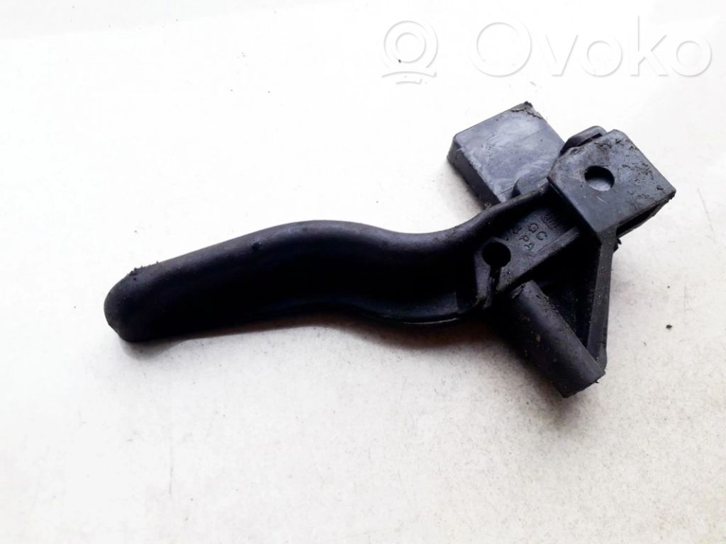 Opel Vectra B Manetă capotă 