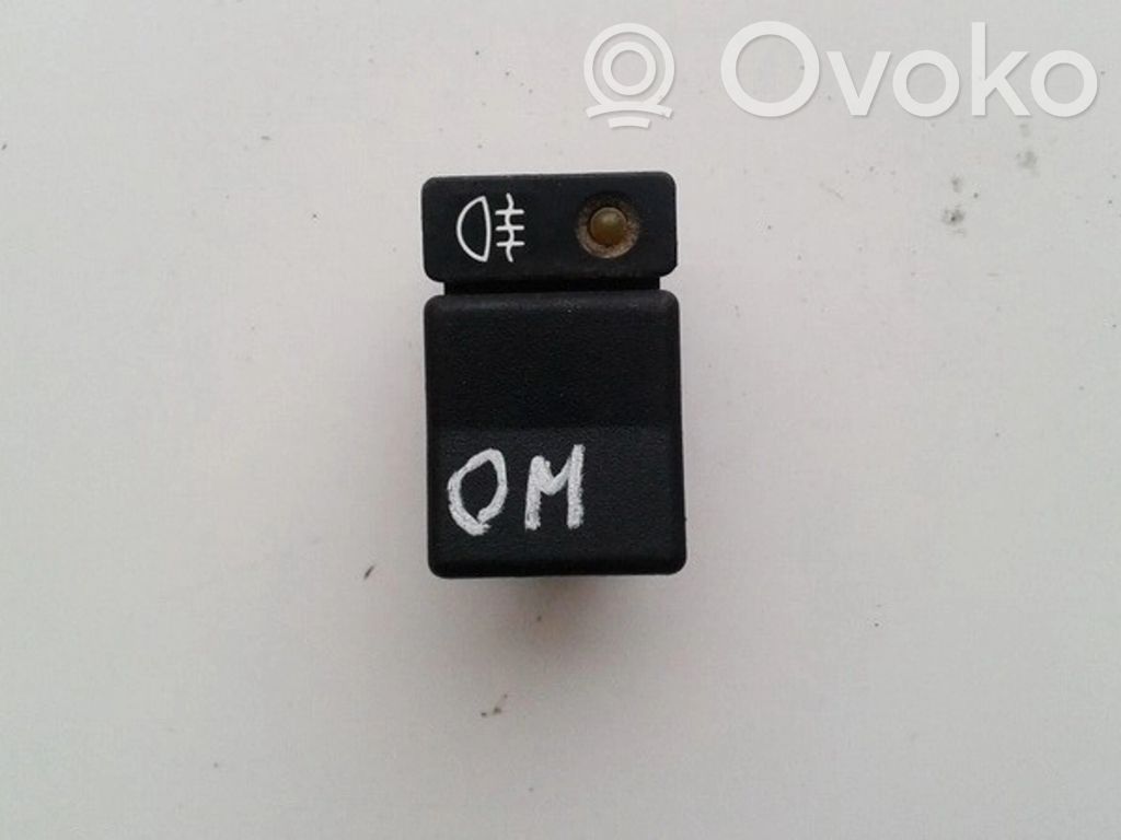 Opel Omega A Interruptor de luz antiniebla 