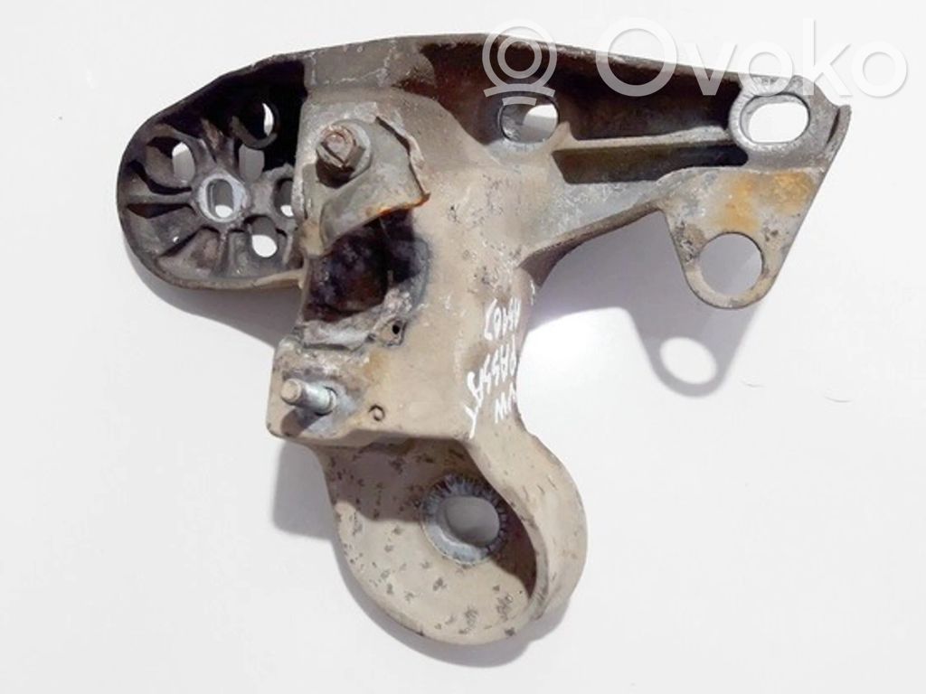 Volkswagen PASSAT B5 Supporto di montaggio del motore (usato)