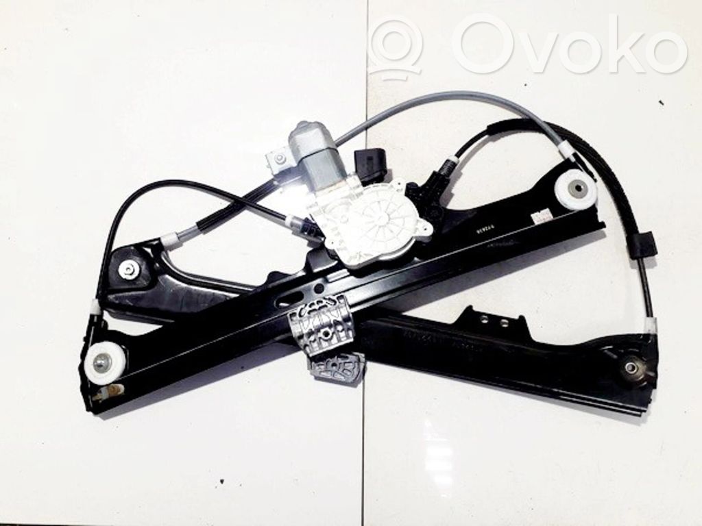 BMW 5 E60 E61 Regulador con motor de la ventanilla de la puerta corredera 