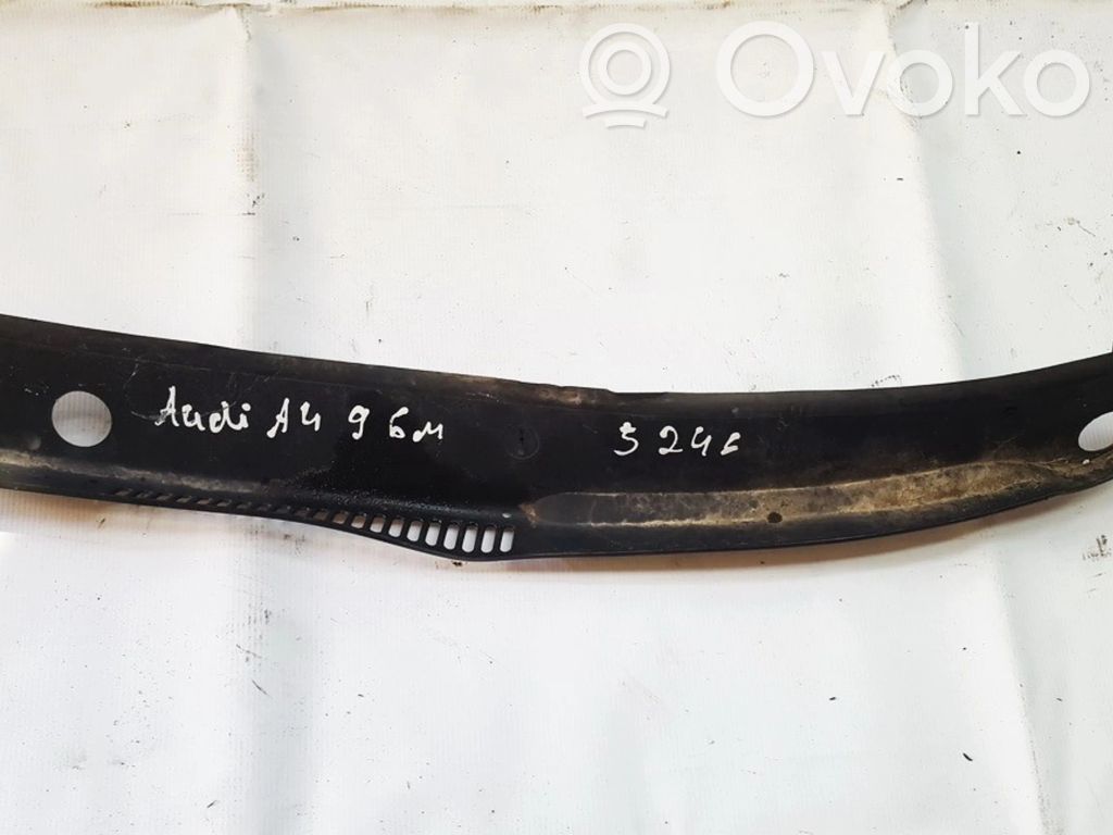 Audi A4 S4 B5 8D Rivestimento del tergicristallo