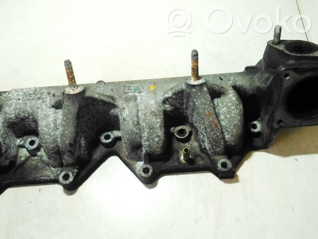 Mazda 5 Kolektor ssący 