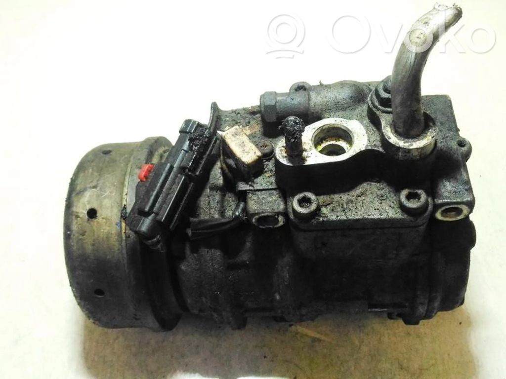BMW 5 E39 Compressore aria condizionata (A/C) (pompa) 