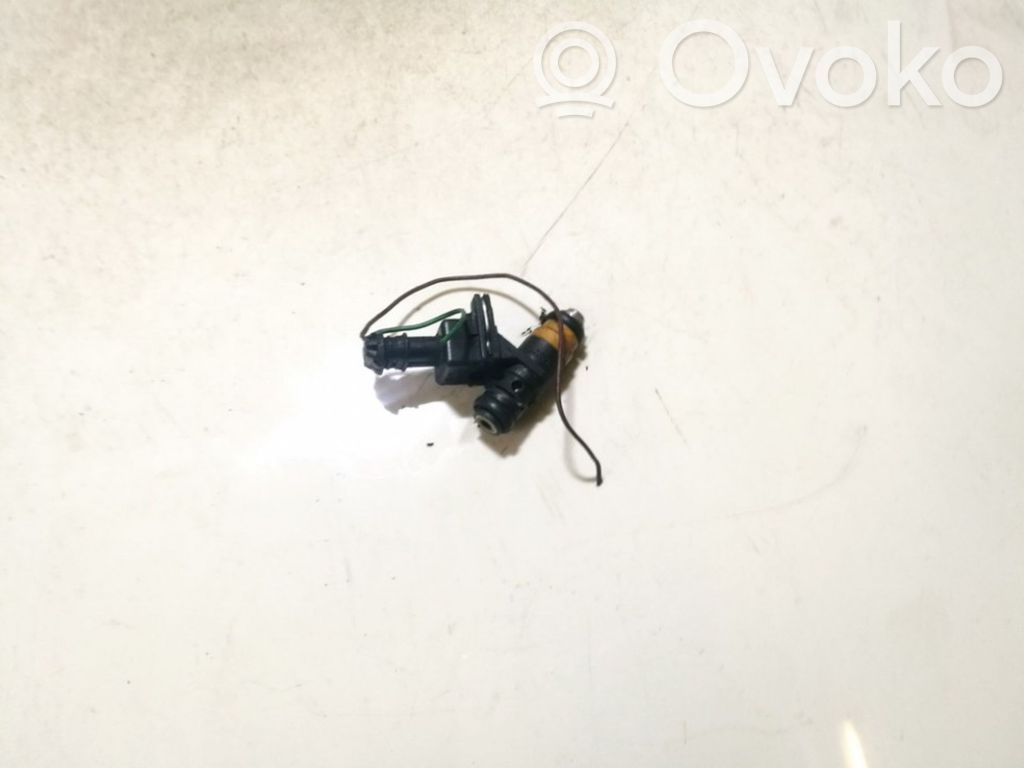 Renault Megane I Polttoainesuutin 