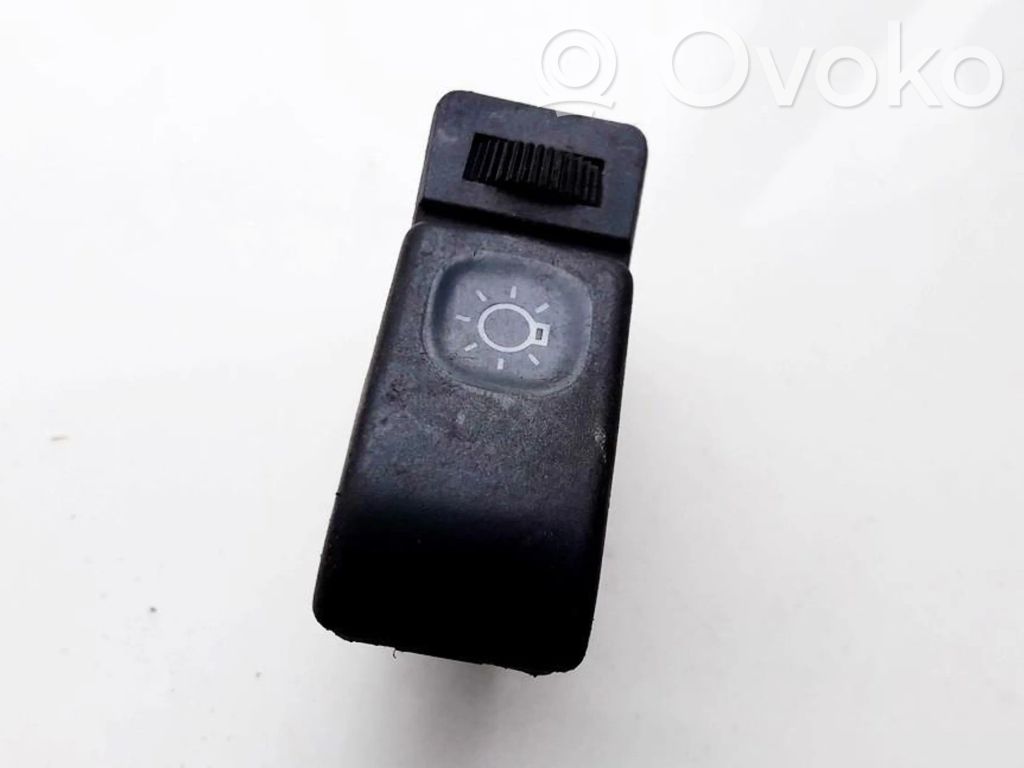 Seat Toledo I (1L) Interrupteur d’éclairage 