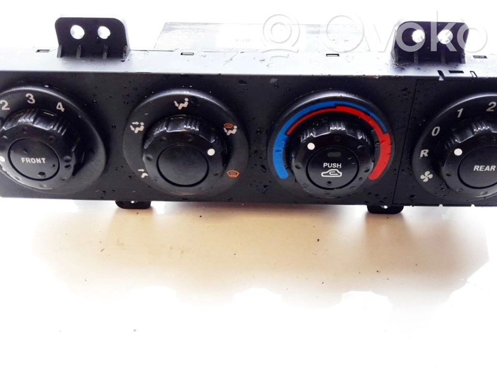 KIA Carnival Panel klimatyzacji 