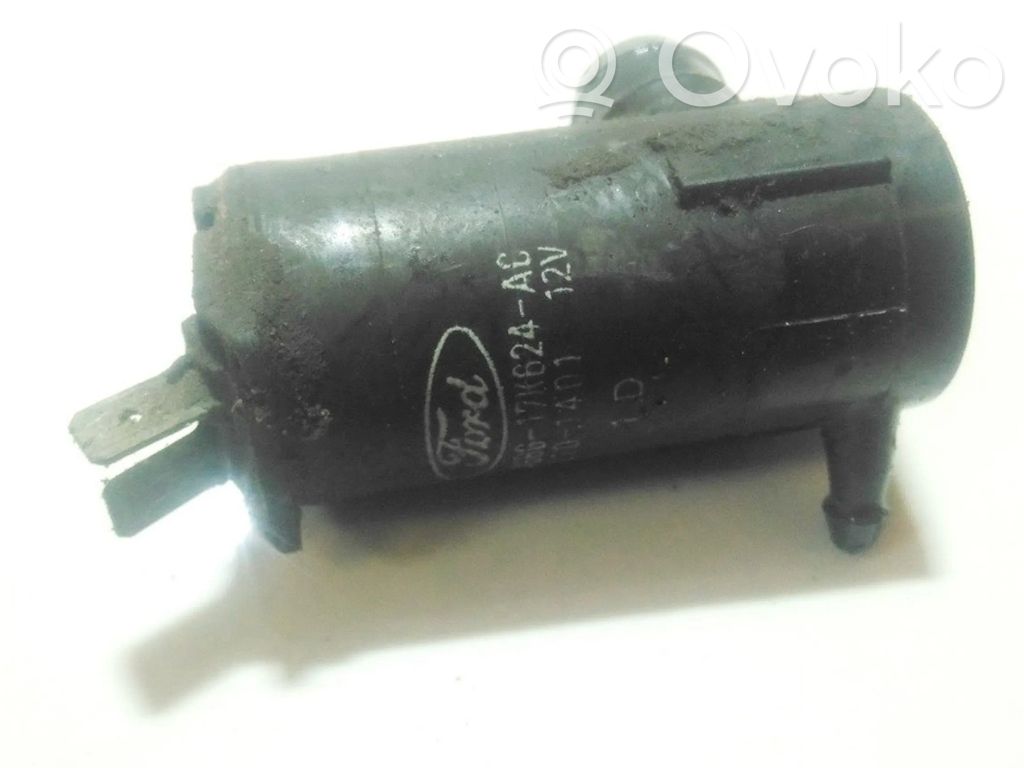 Mitsubishi Space Wagon Windscreen/windshield washer pump 