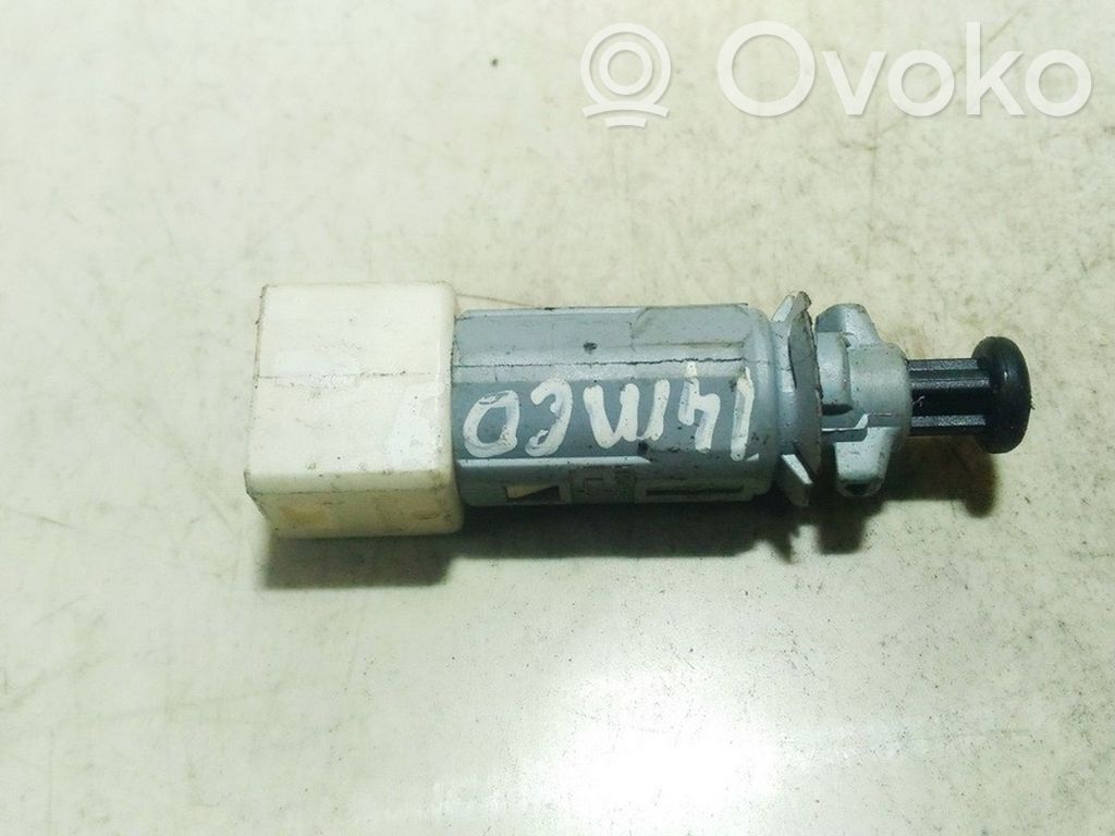 Comutator senzor pedală frână   MR977584,MR977584