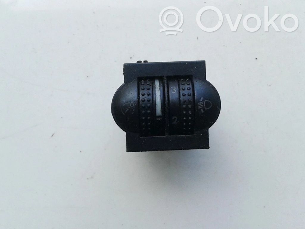 Volkswagen PASSAT B5 Interruttore di regolazione livello altezza dei fari 