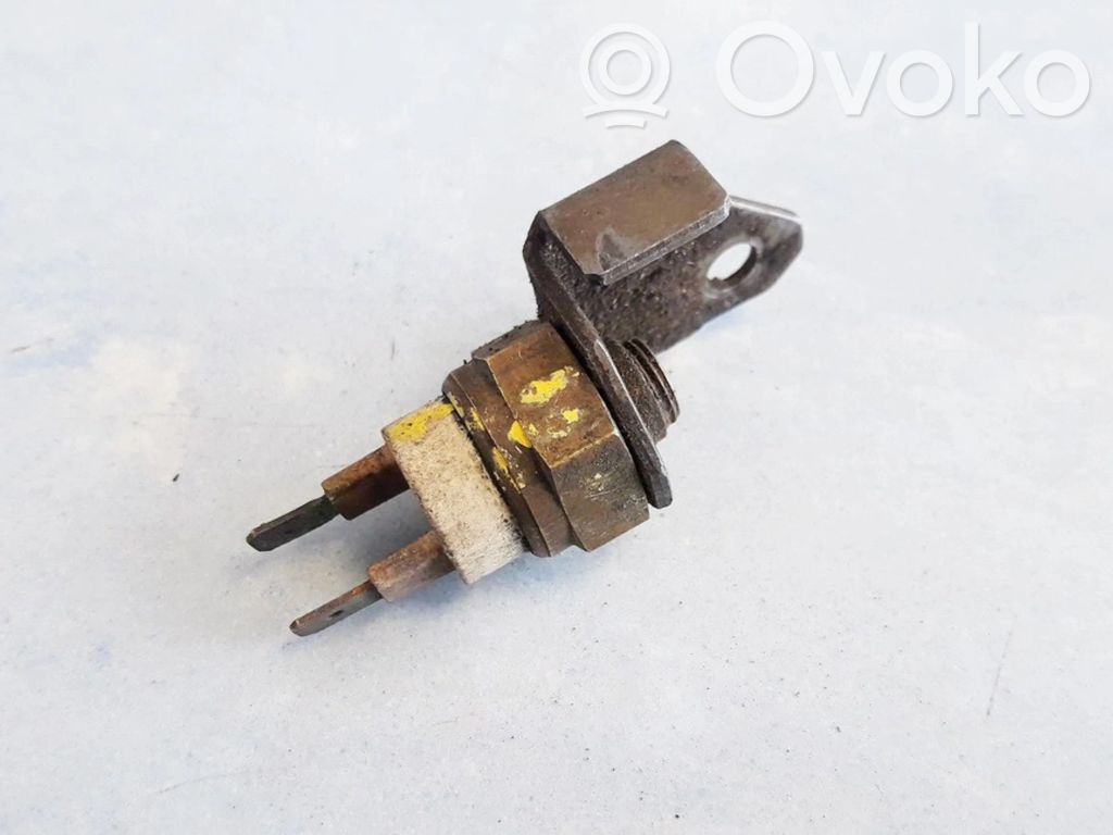 Audi 100 S4 C4 Sensor de temperatura del refrigerante 