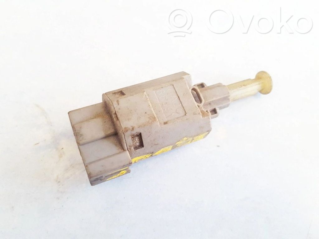 Interruptor sensor del pedal de freno   GA2C6649Y,GA2C6649Y