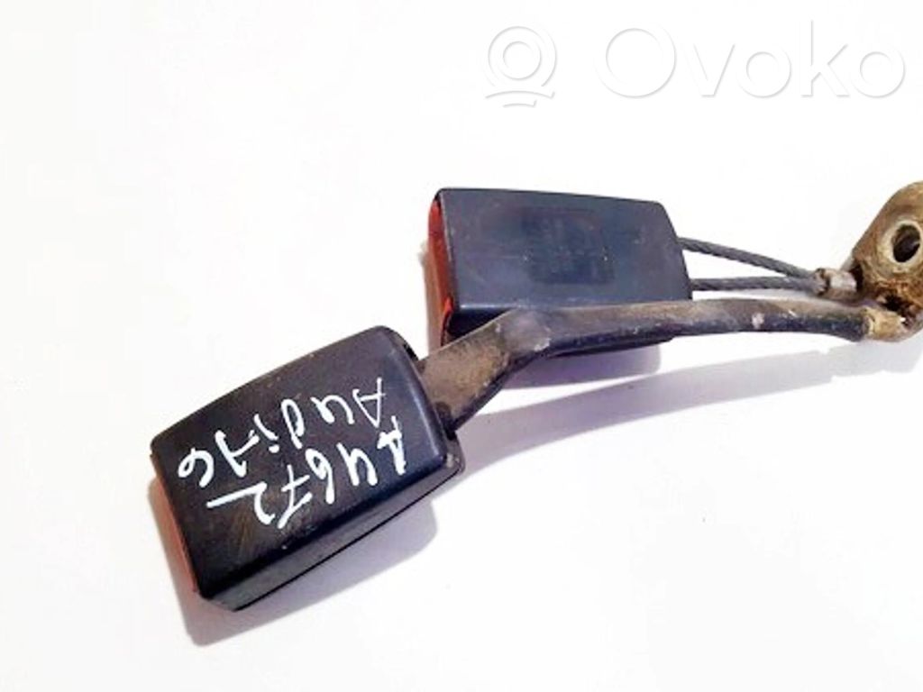 Takaistuimen turvavyön solki   8D0857739D,8D0857739D