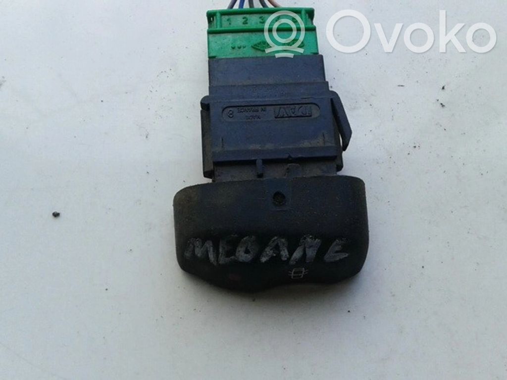 Renault Megane I Otros interruptores/perillas/selectores 