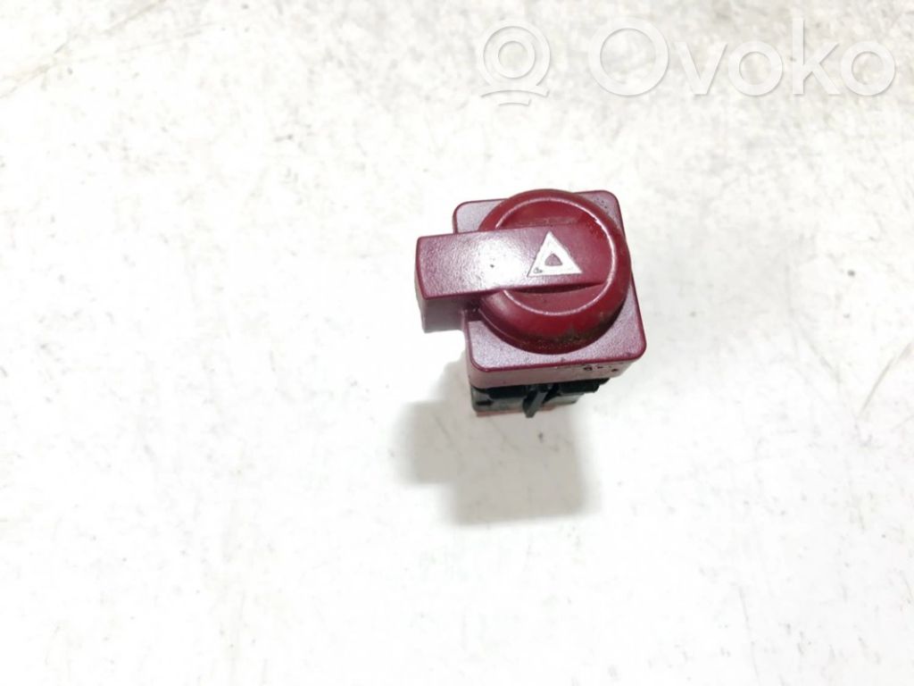 Schalter Warnblinkanlage   96480877KR,96480877KR