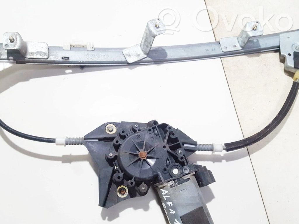 Alfa Romeo 156 Macara ușă glisantă cu motor 