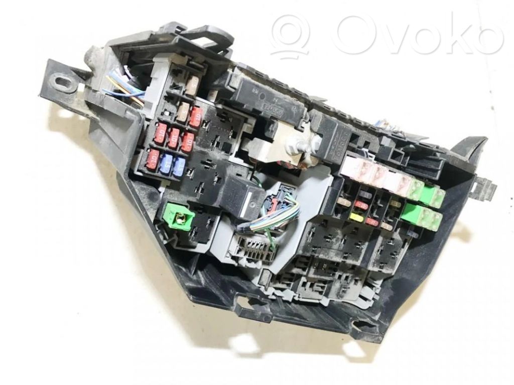 Ford Galaxy Juego de caja de fusibles 