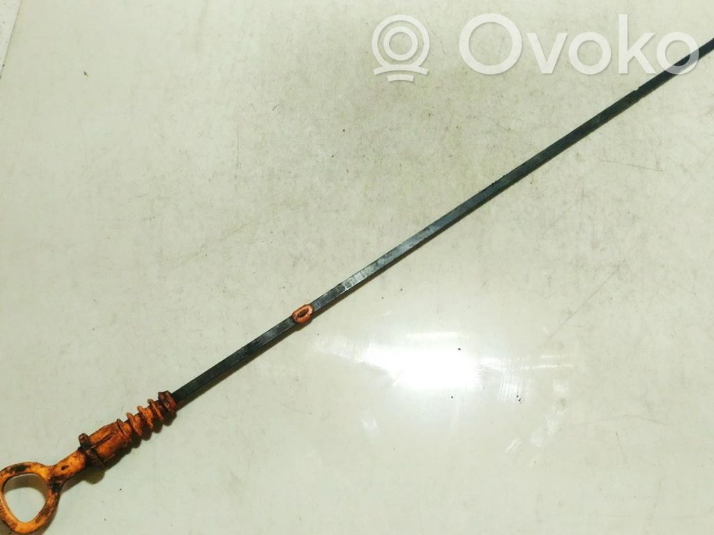 Audi A4 S4 B5 8D Bagnet poziomu oleju 