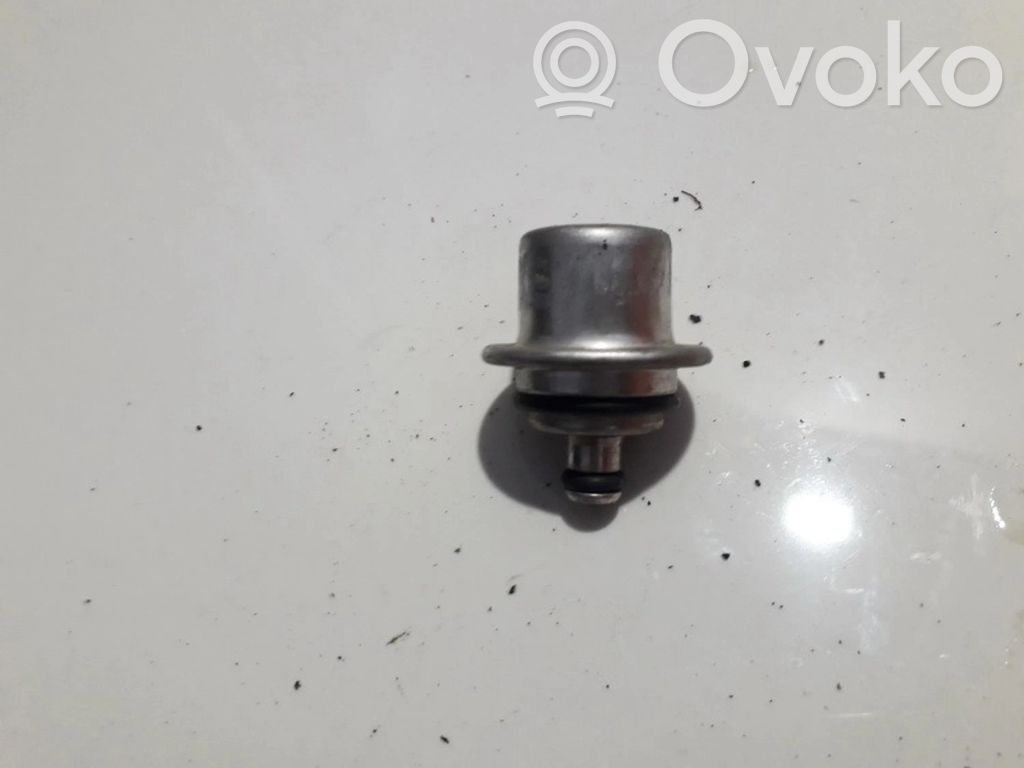 Renault Megane I Fuel pressure sensor 