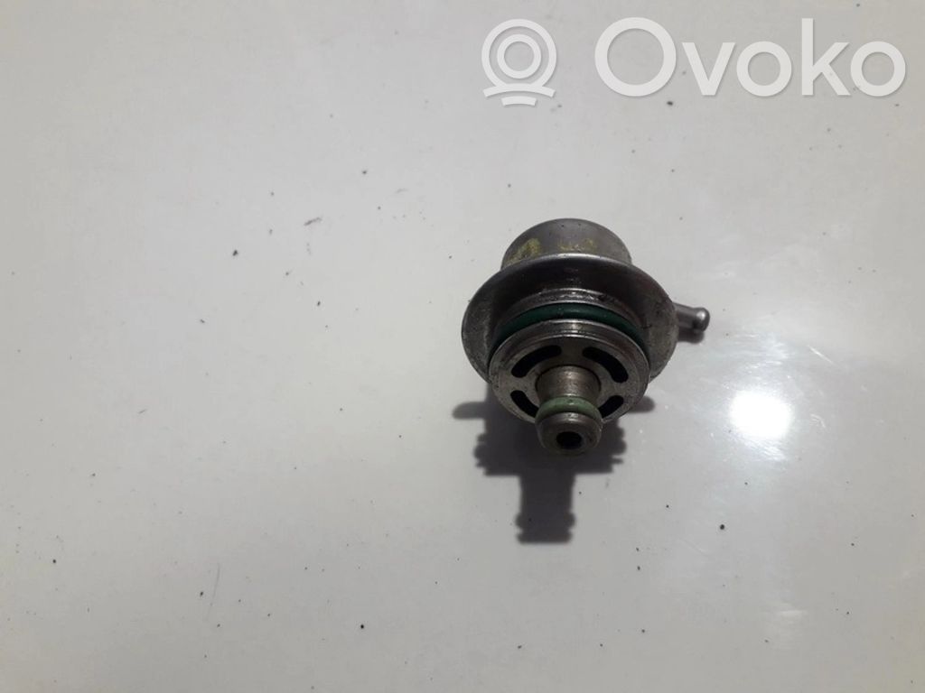 Peugeot 406 Sensor de presión de combustible 