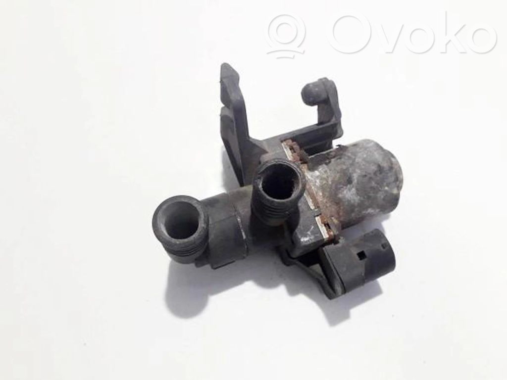 BMW 3 E36 Valvola di regolazione del liquido di raffreddamento e del riscaldatore