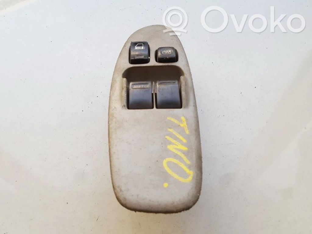 Nissan Almera Tino Przyciski szyb