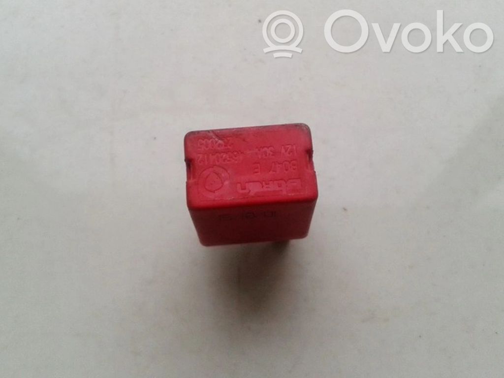 Otros relés   46520412,232005,232005,46520412