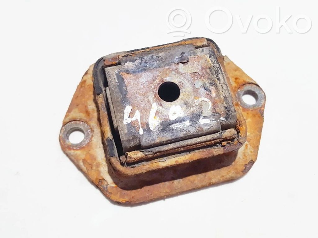 Citroen Xsara Picasso Wspornik / Mocowanie silnika 