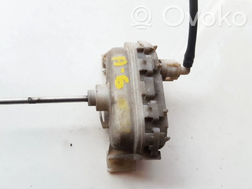 Audi A6 S6 C4 4A Motor de bloqueo de puertas 