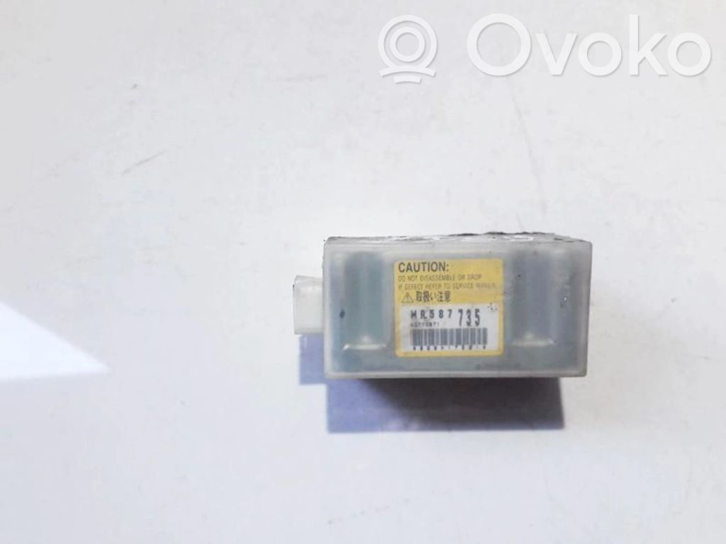 Sensor impacto/accidente para activar Airbag   MR587735,MR587735