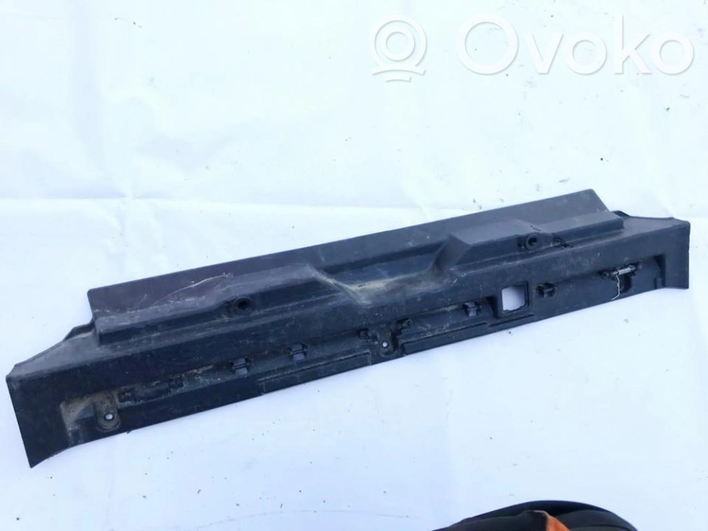 Muu ulkopuolen osa   7240A024,7240A024