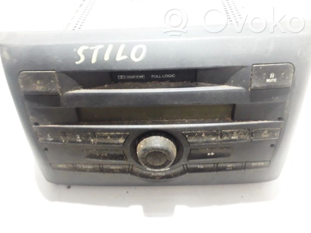Fiat Stilo Panel / Radioodtwarzacz CD/DVD/GPS 