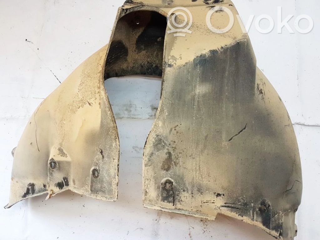 Audi A4 S4 B5 8D Rivestimento paraspruzzi parafango posteriore 