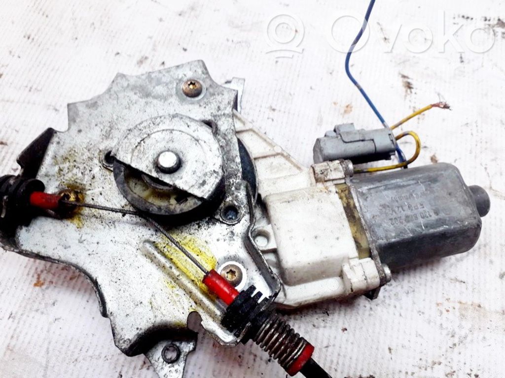 Nissan Micra Motor del regulador de la ventanilla de la puerta delantera 