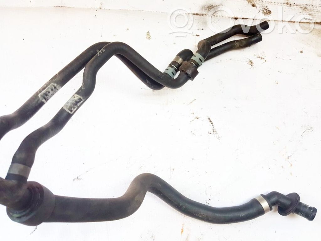 Mercedes-Benz E W211 Conductă/furtun lichid de răcire motor