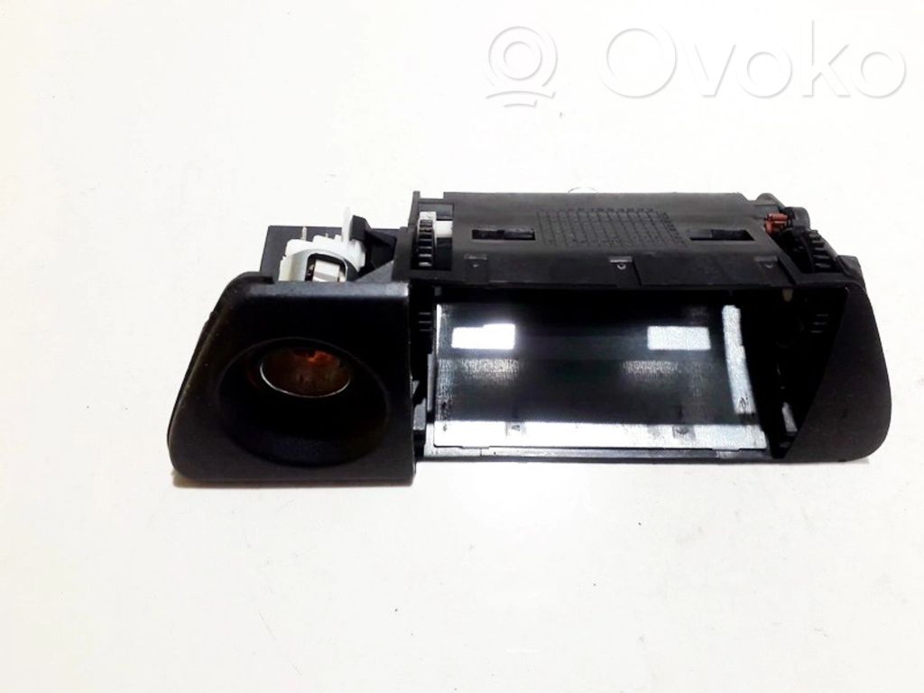 Cenicero del coche   8D0857951B,8D0857951B