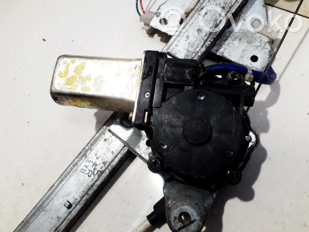 Mazda 626 Motor del regulador de la ventanilla de la puerta delantera 