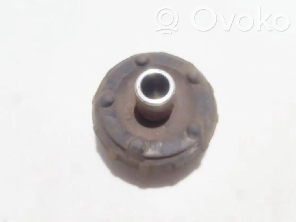 Soporte del muelle espiral   8D0512333,8D0512333