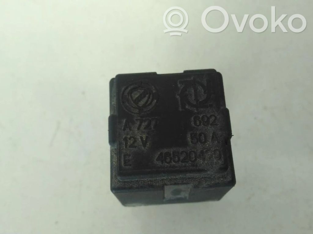 Otros relés   46520429,46520429